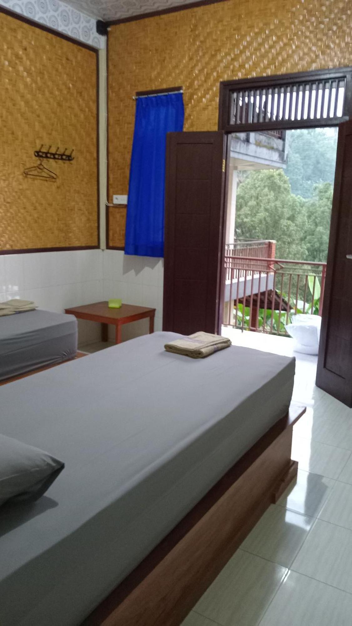Kanaya Homestay & Warung Heaven Munduk  Exterior photo